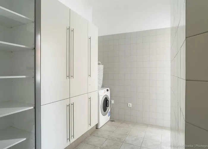 Estefania Rooftop - Center